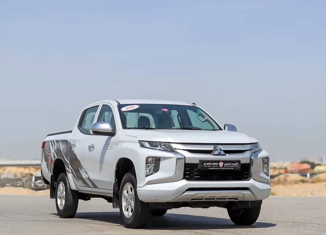 Mitsubishi L200 2.4 MT 4WD (154 hp)
