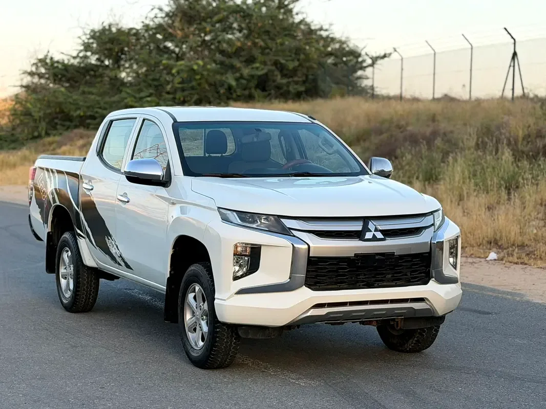 Mitsubishi L200 2.4 MT AWD (152 hp) - 3