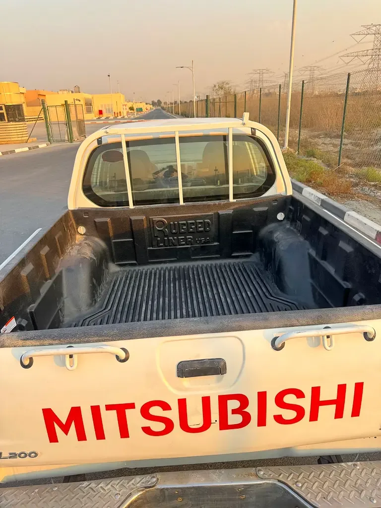 Mitsubishi L200 2.5 D MT RWD (90 hp) - 5