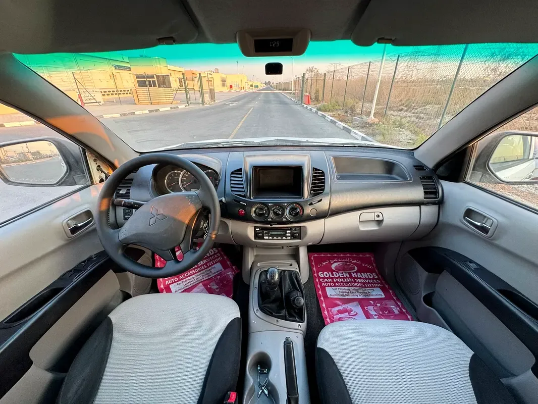 Mitsubishi L200 2.5 D MT RWD (90 hp) - 8