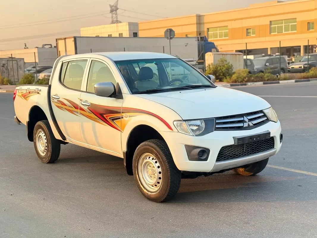 Mitsubishi L200 2.5 D MT RWD (90 hp) - 11
