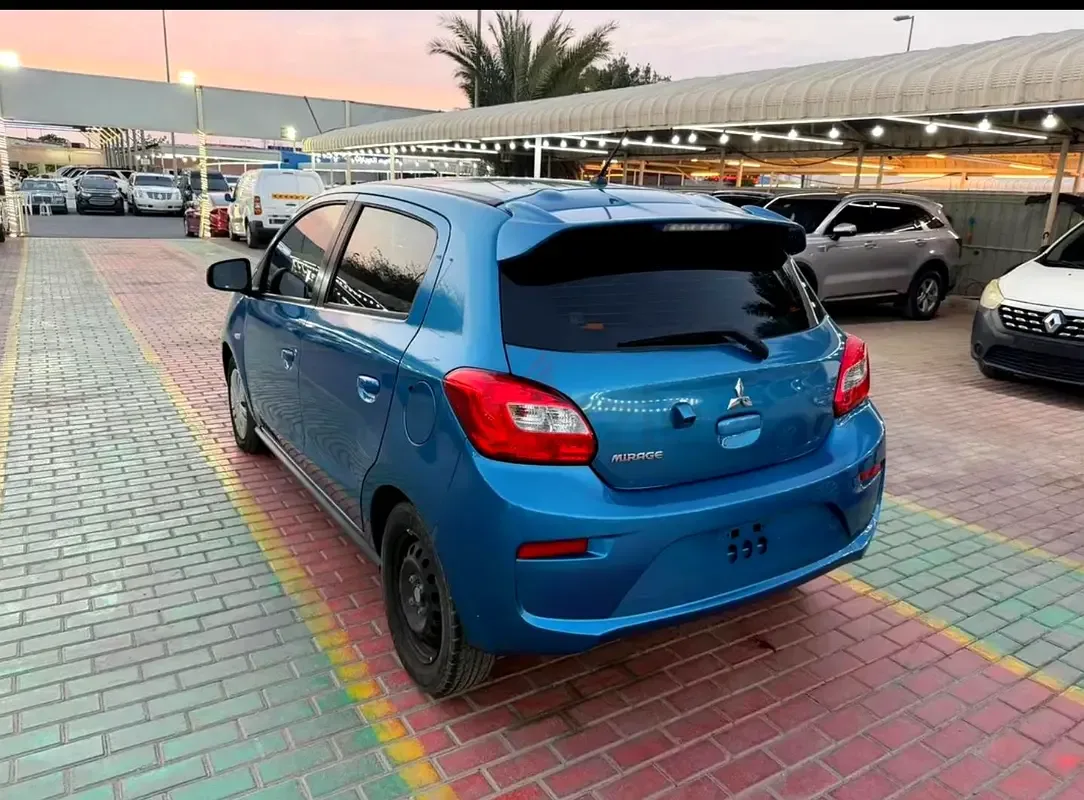 Mitsubishi Mirage 1.2 CVT (78 حصان) - 3