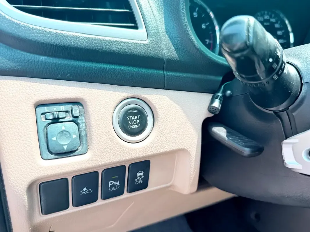 Mitsubishi Montero 3.8 AT (250 حصان) - 12
