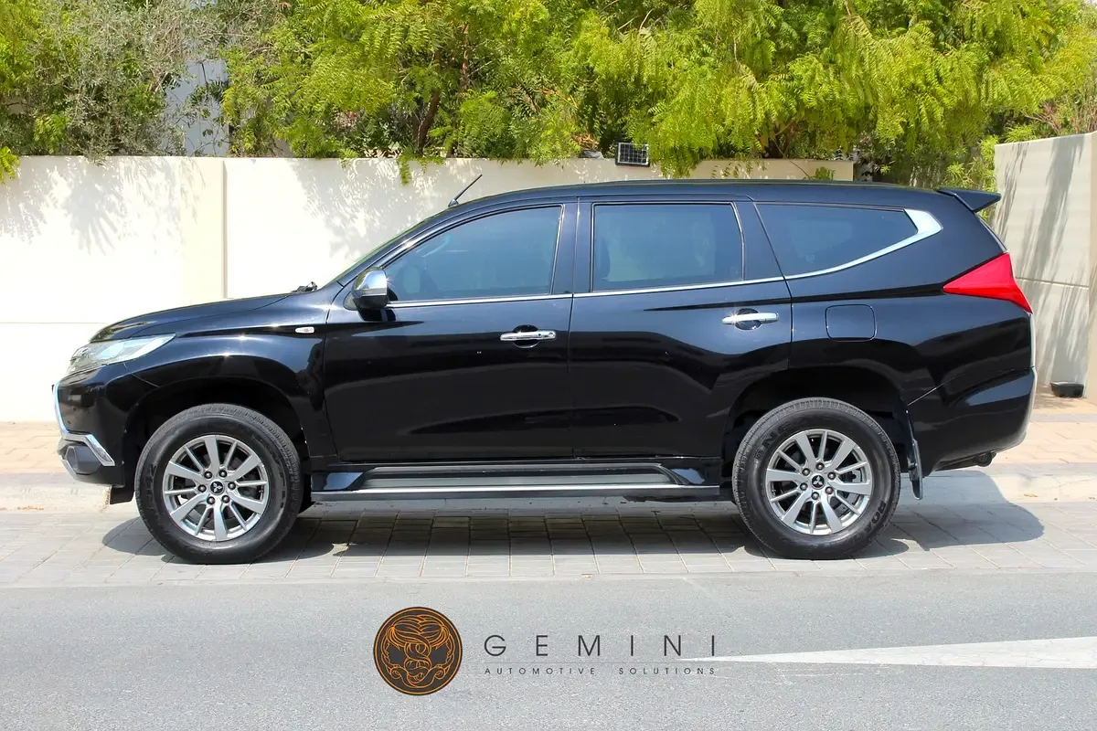 Mitsubishi Montero Sport 3.0 AT 4WD (216 حصان) - 4