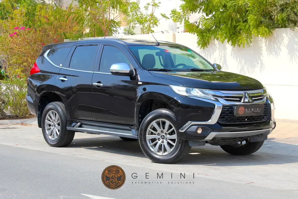 Mitsubishi Montero Sport 3.0 AT 4WD (216 حصان) - 2