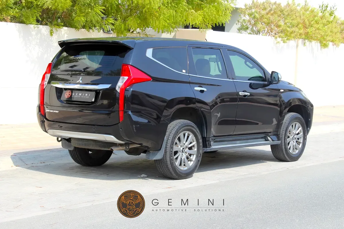 Mitsubishi Montero Sport 3.0 AT 4WD (216 حصان) - 5