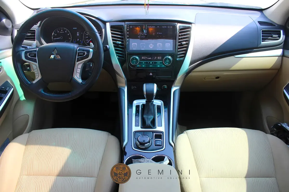 Mitsubishi Montero Sport 3.0 AT 4WD (216 حصان) - 12