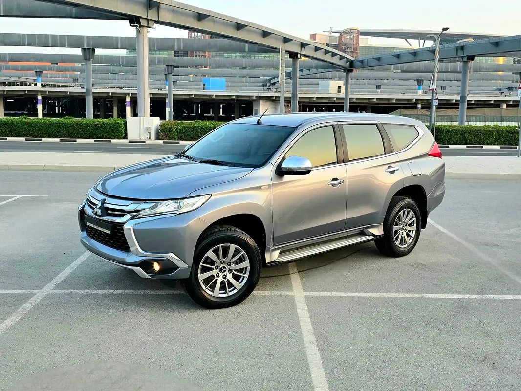 Mitsubishi Montero Sport 3.0 AT RWD (209 حصان)