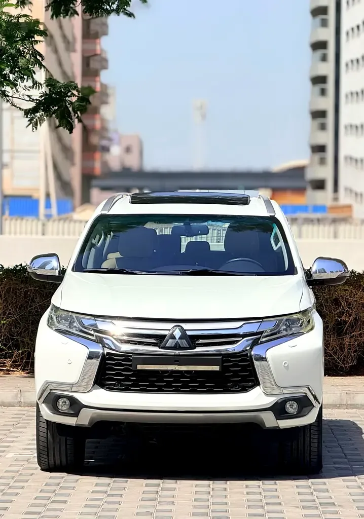 Mitsubishi Montero Sport 3.0 AT RWD (209 حصان) - 3