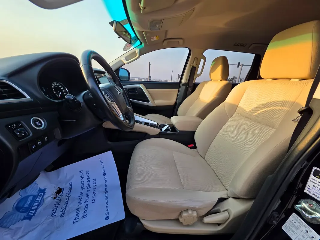 Mitsubishi Montero Sport 3.0 AT RWD (216 hp) - 10