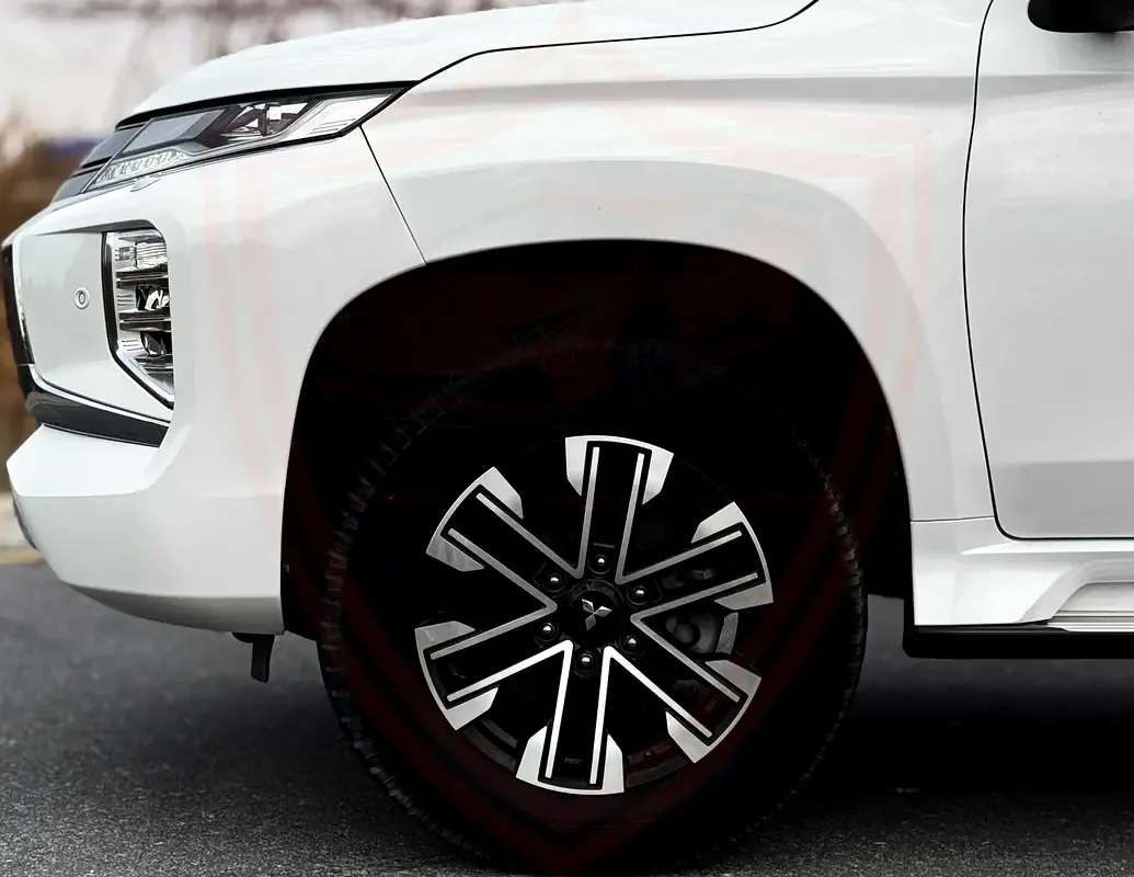Mitsubishi Montero Sport 3.0 AT RWD (216 hp) - 8