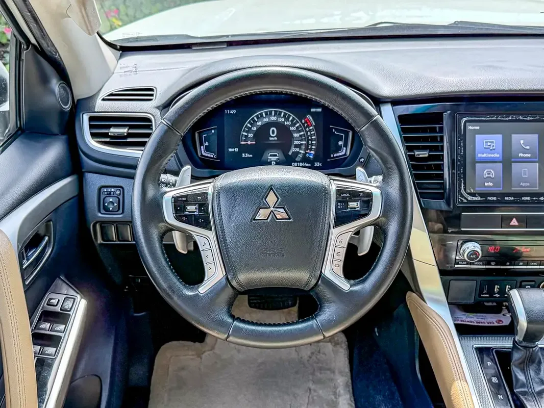 Mitsubishi Montero Sport 3.0 AT RWD (216 حصان) - 11