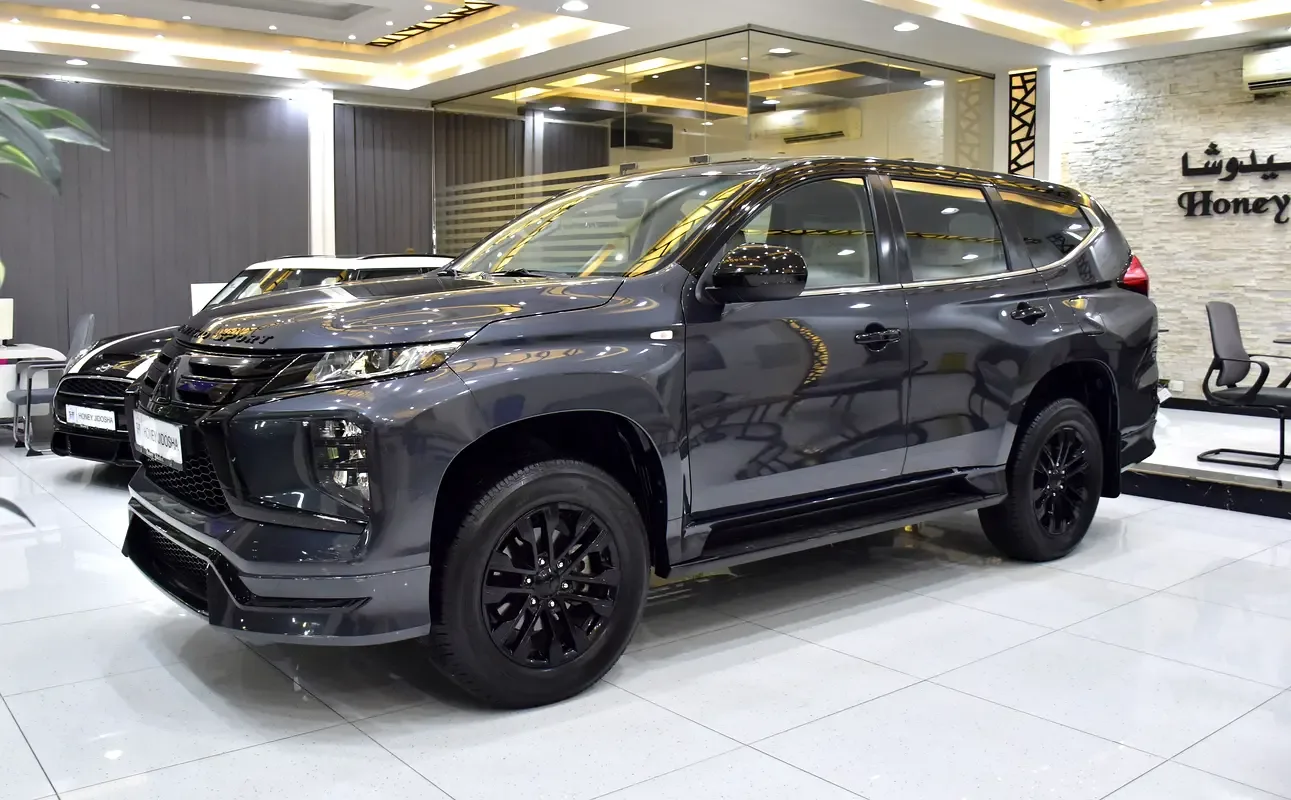 Mitsubishi Montero Sport 3.0 AT RWD (216 حصان) - 2
