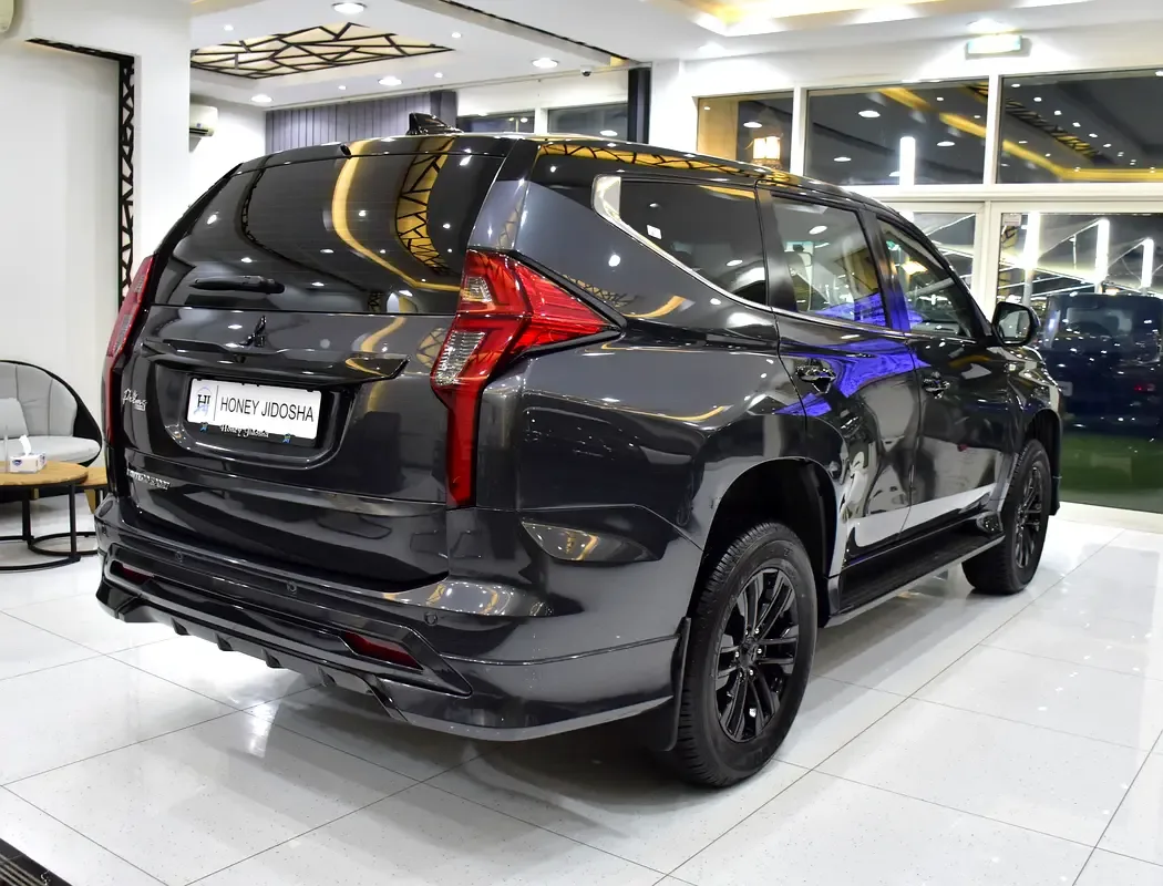 Mitsubishi Montero Sport 3.0 AT RWD (216 حصان) - 6