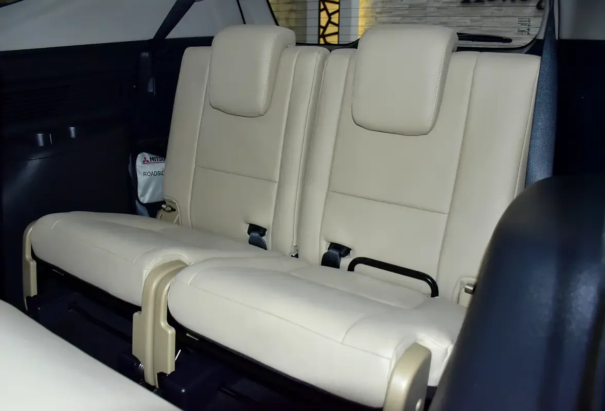 Mitsubishi Montero Sport 3.0 AT RWD (216 حصان) - 12