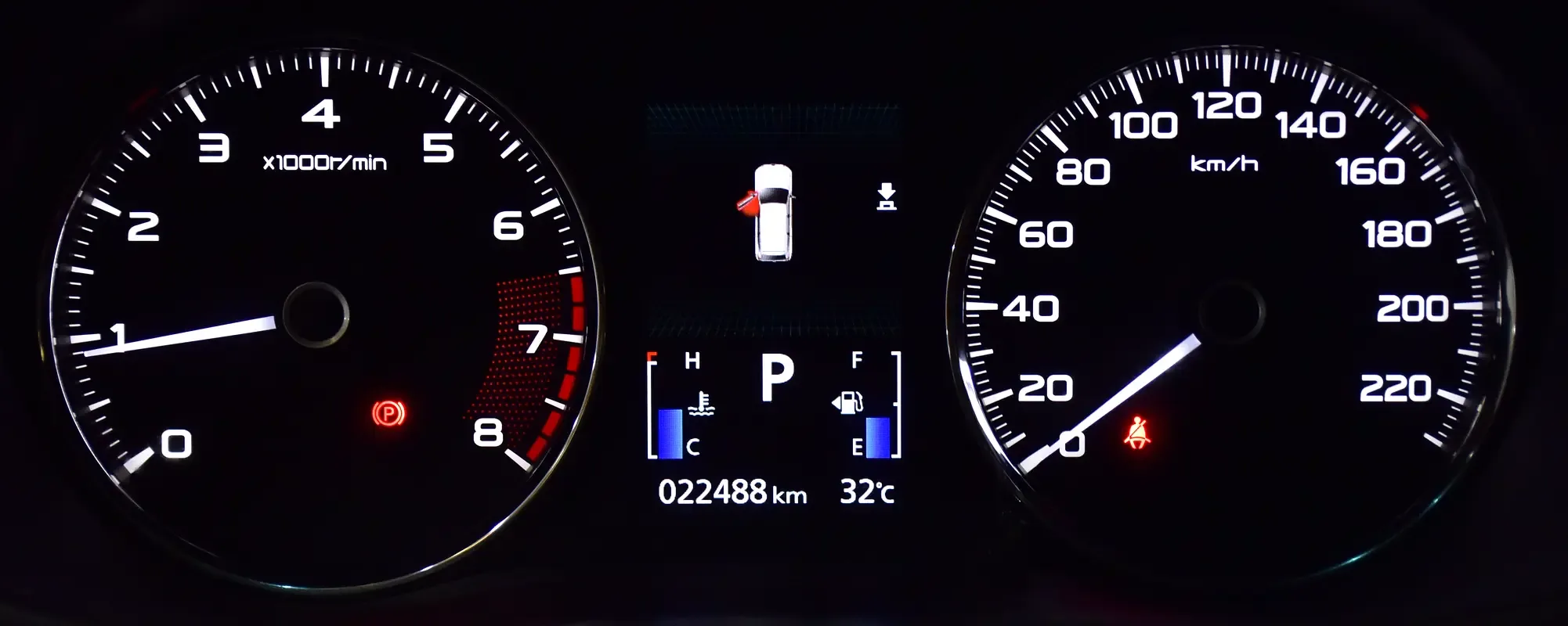 Mitsubishi Montero Sport 3.0 AT RWD (216 حصان) - 13
