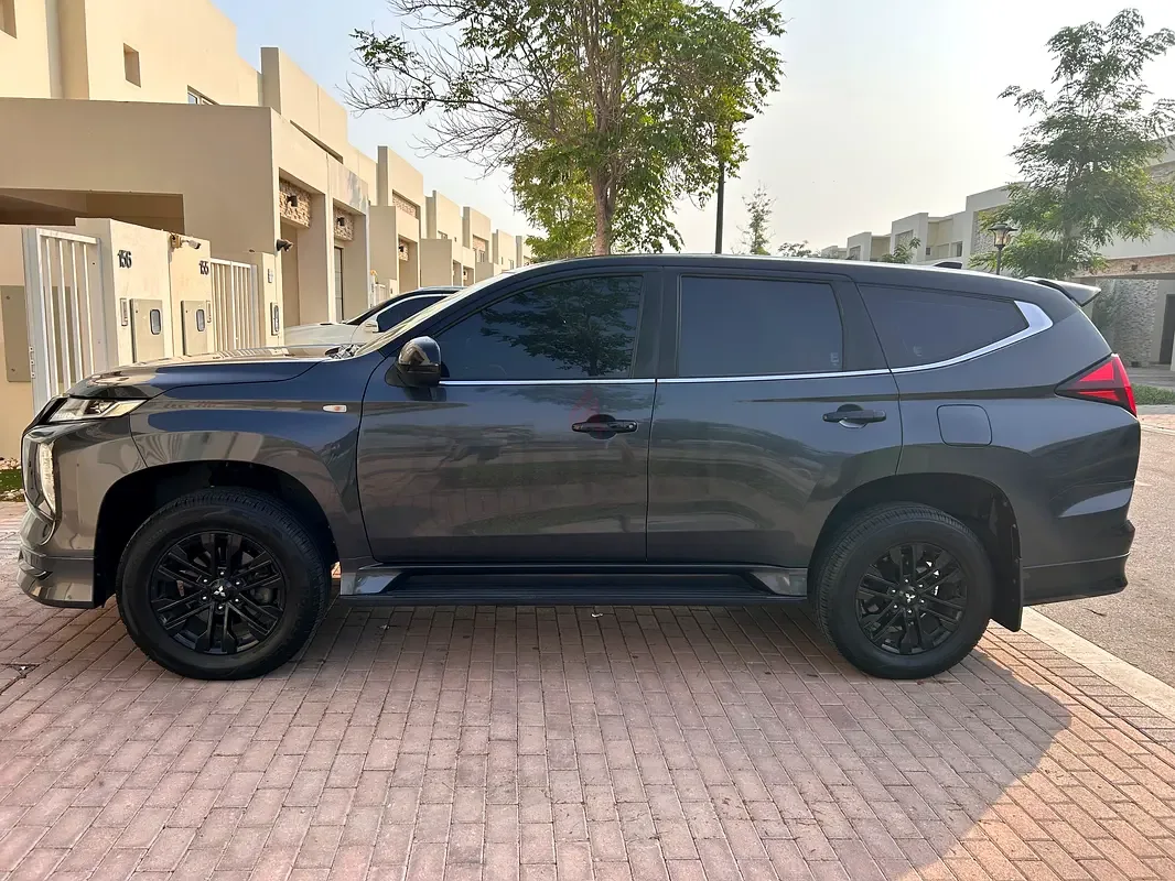 Mitsubishi Montero Sport 3.0 AT RWD (216 hp) - 7