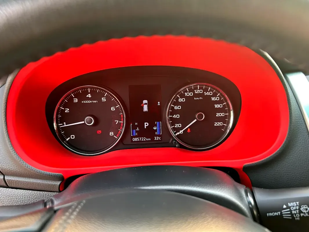Mitsubishi Montero Sport 3.0 AT RWD (216 hp) - 12