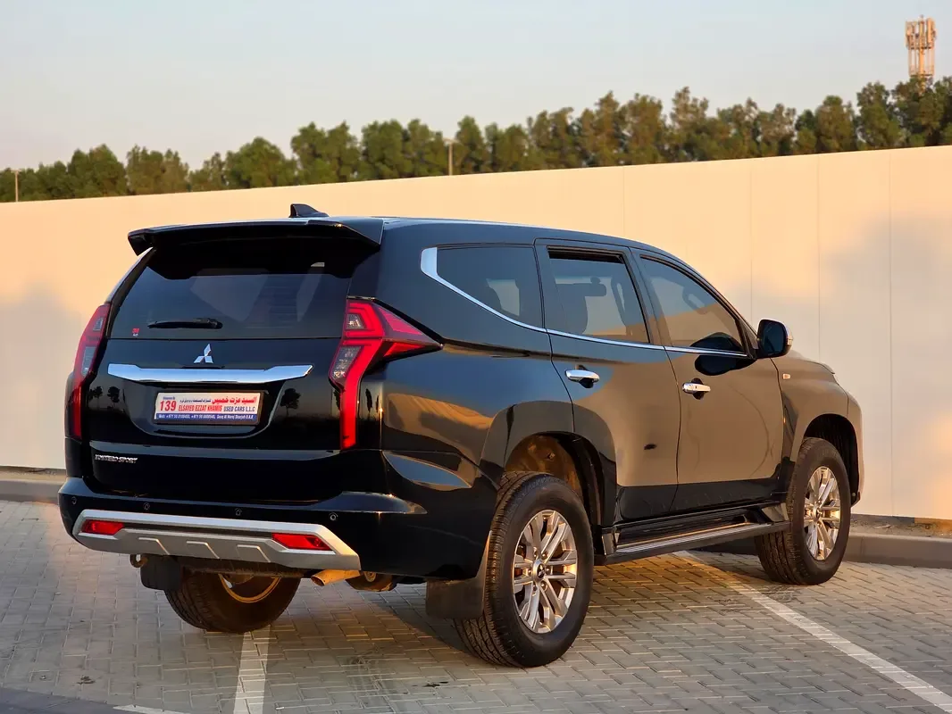 Mitsubishi Montero Sport 3.0 AT RWD (216 حصان) - 5