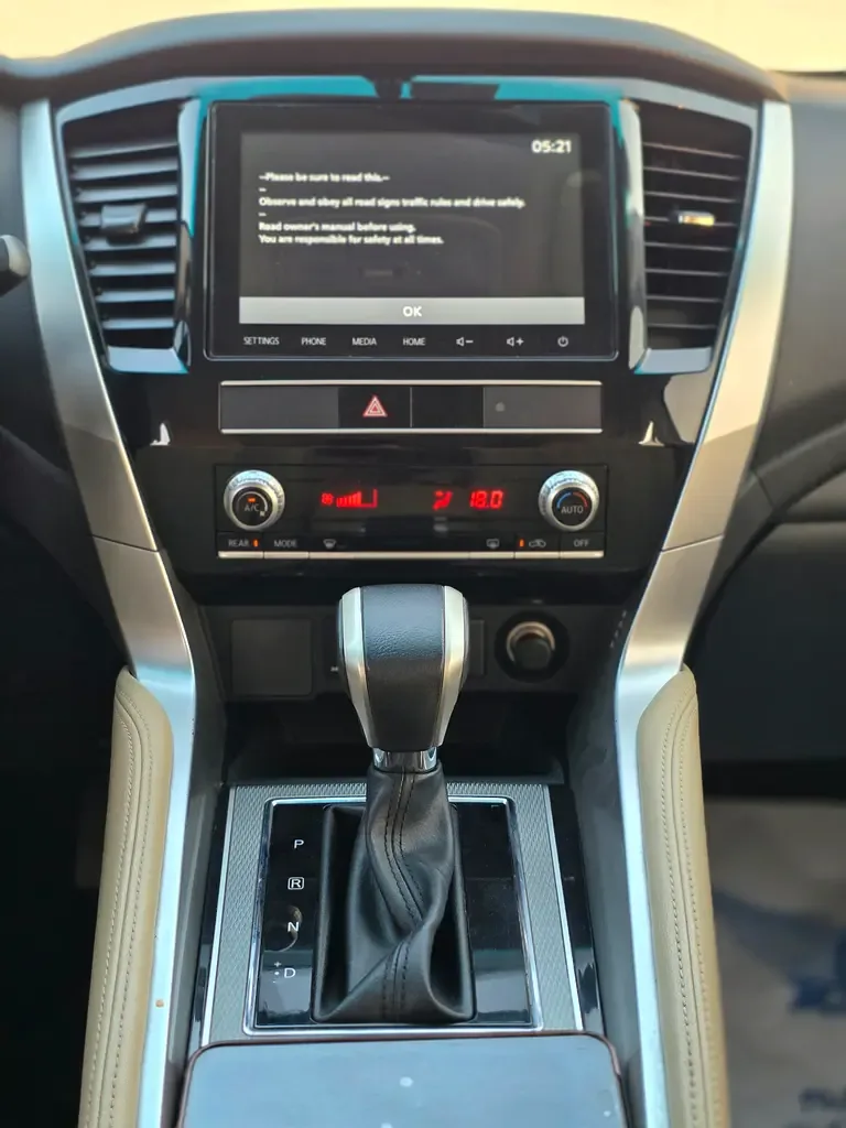 Mitsubishi Montero Sport 3.0 AT RWD (216 حصان) - 8