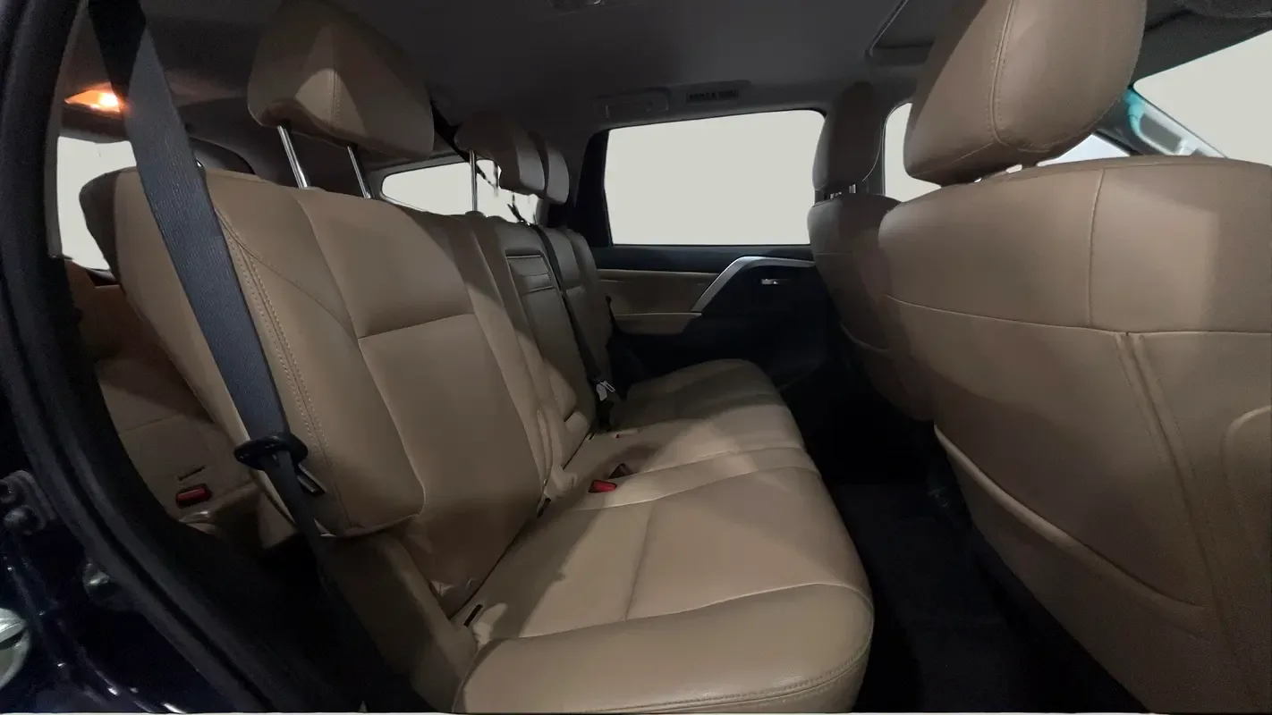 Mitsubishi Montero Sport 3.0 AT RWD (216 hp) - 10