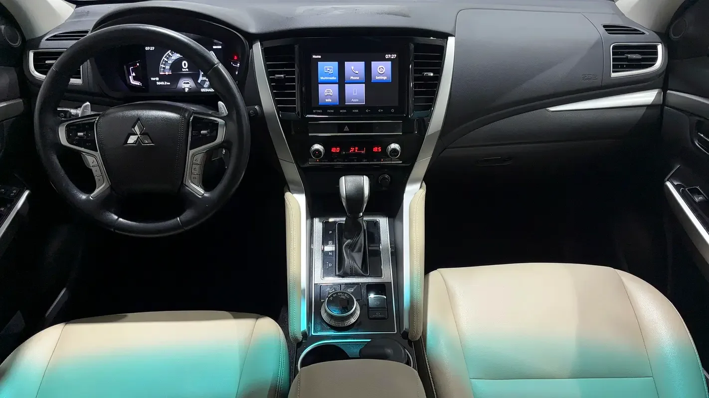 Mitsubishi Montero Sport 3.0 AT RWD (216 حصان) - 7
