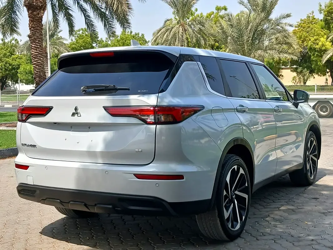 Mitsubishi Outlander 1.5 CVT (215 hp) - 6