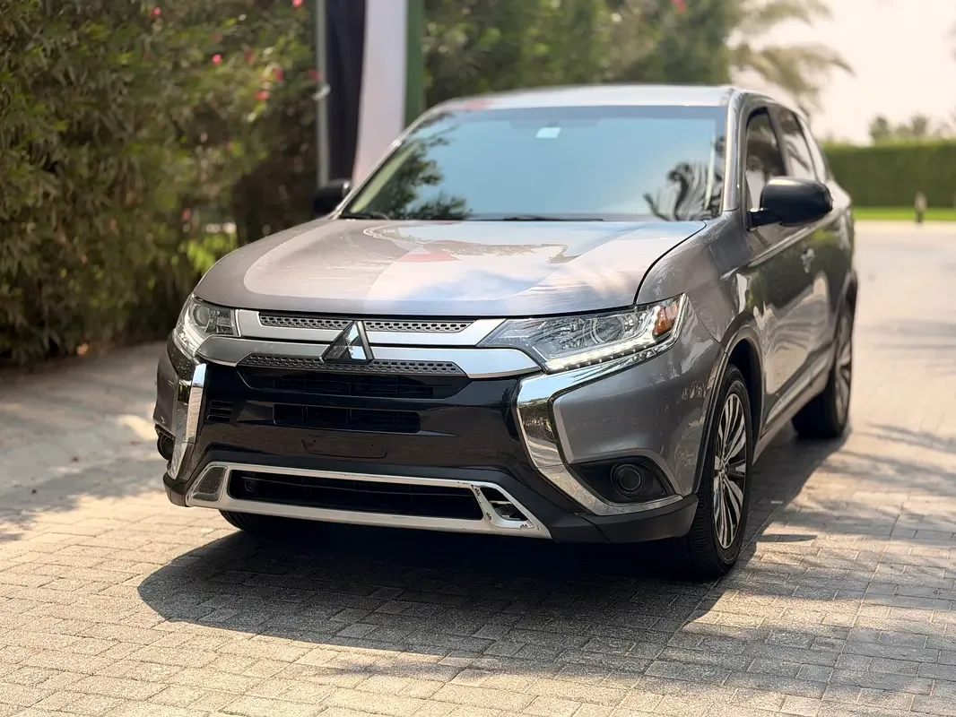 Mitsubishi Outlander 2.0 CVT (146 hp)