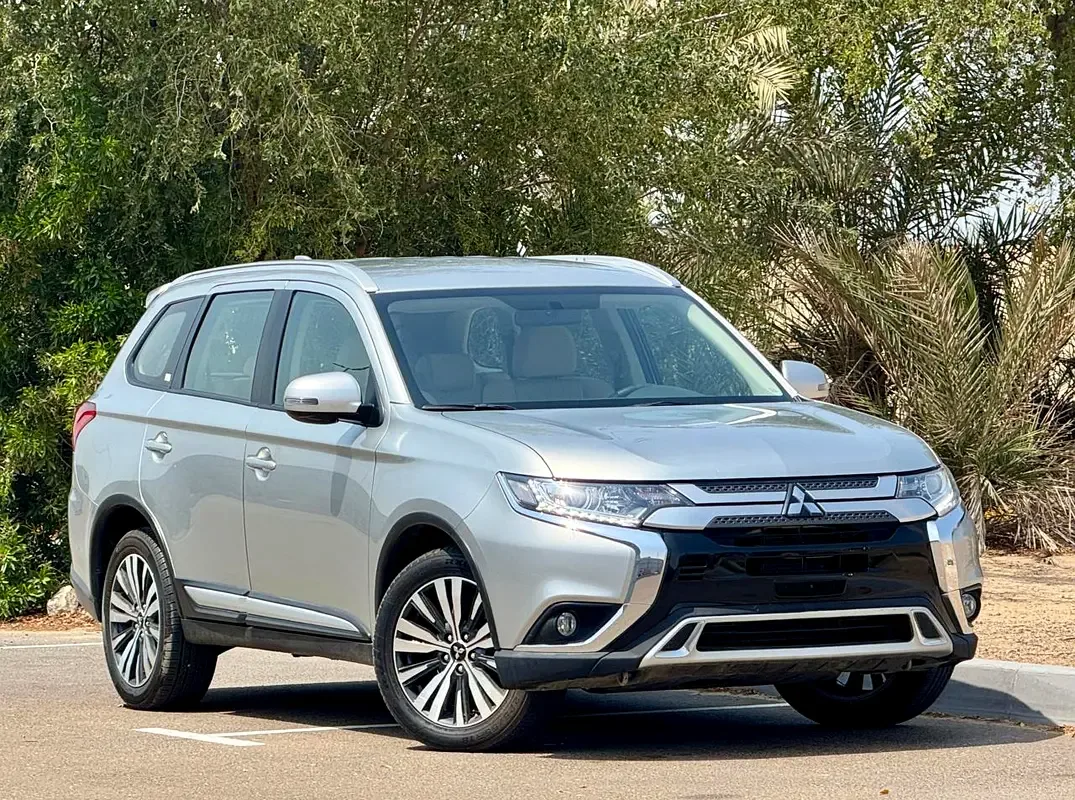 Mitsubishi Outlander 2.0 CVT (146 hp)