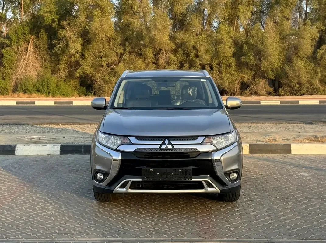 Mitsubishi Outlander 2.4 CVT (192 حصان) - 2