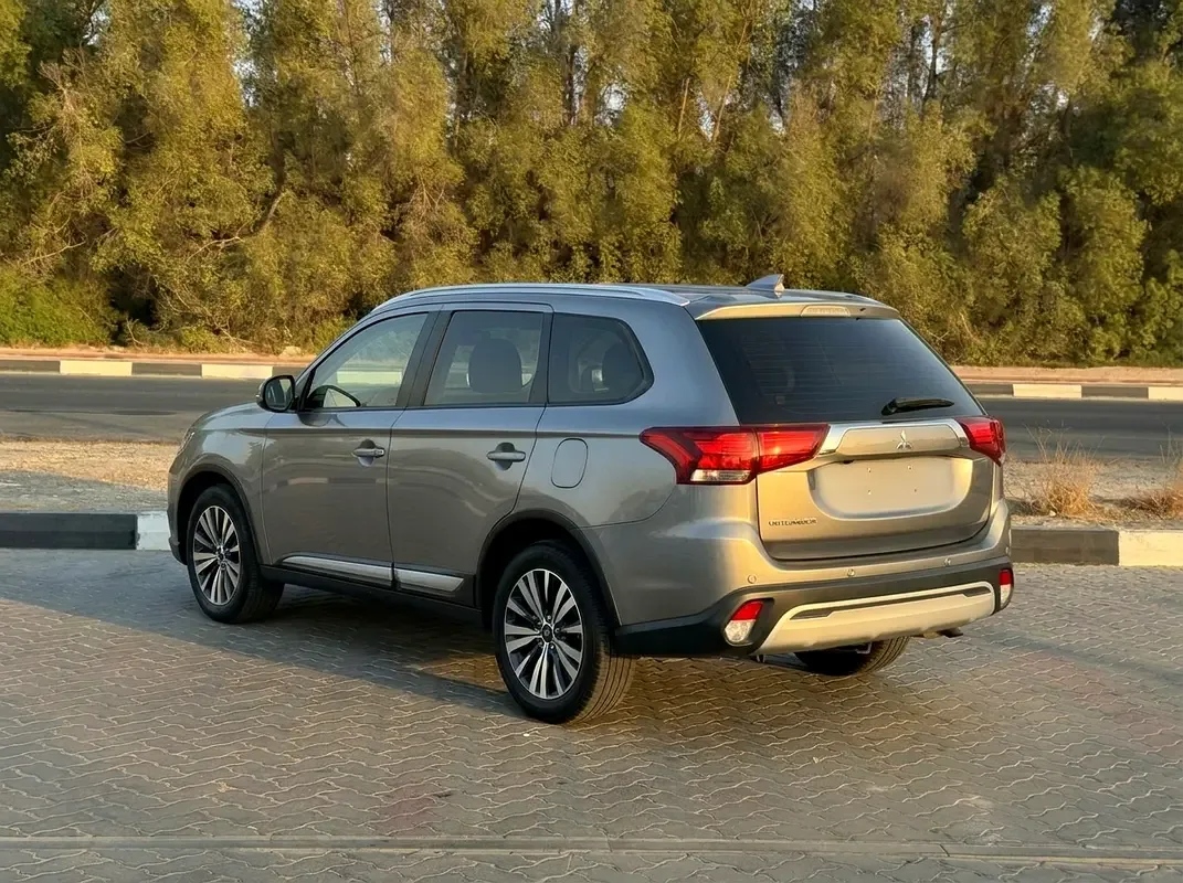 Mitsubishi Outlander 2.4 CVT (192 حصان) - 4