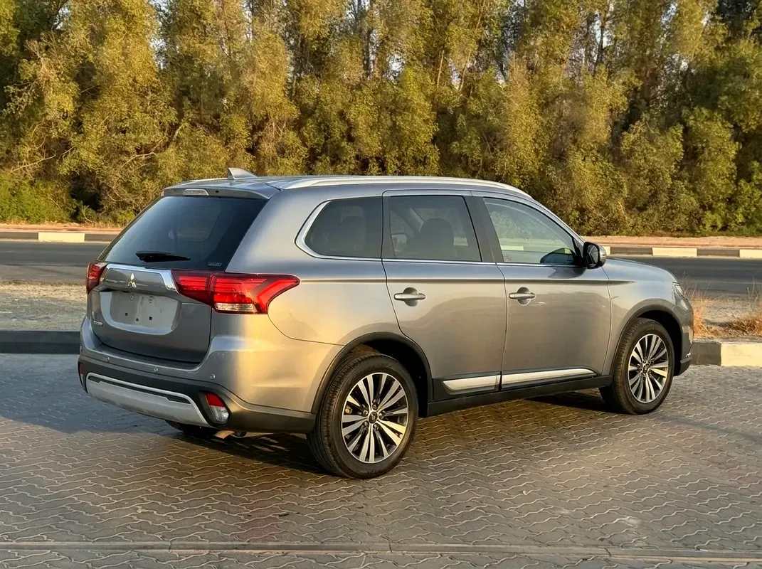Mitsubishi Outlander 2.4 CVT (192 حصان) - 6