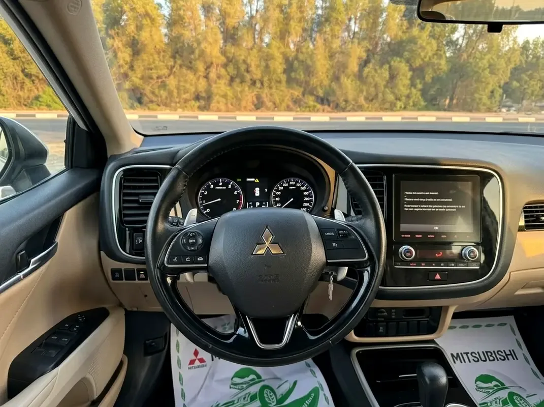 Mitsubishi Outlander 2.4 CVT (192 حصان) - 9