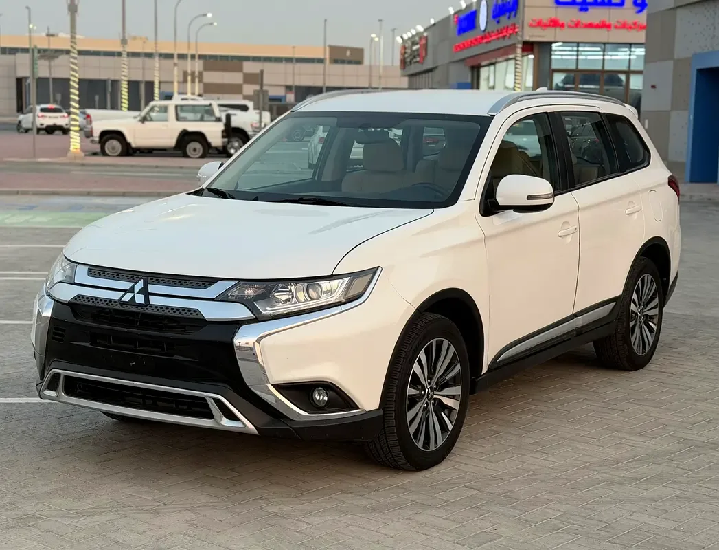 Mitsubishi Outlander 2.4 CVT 4WD (167 hp)