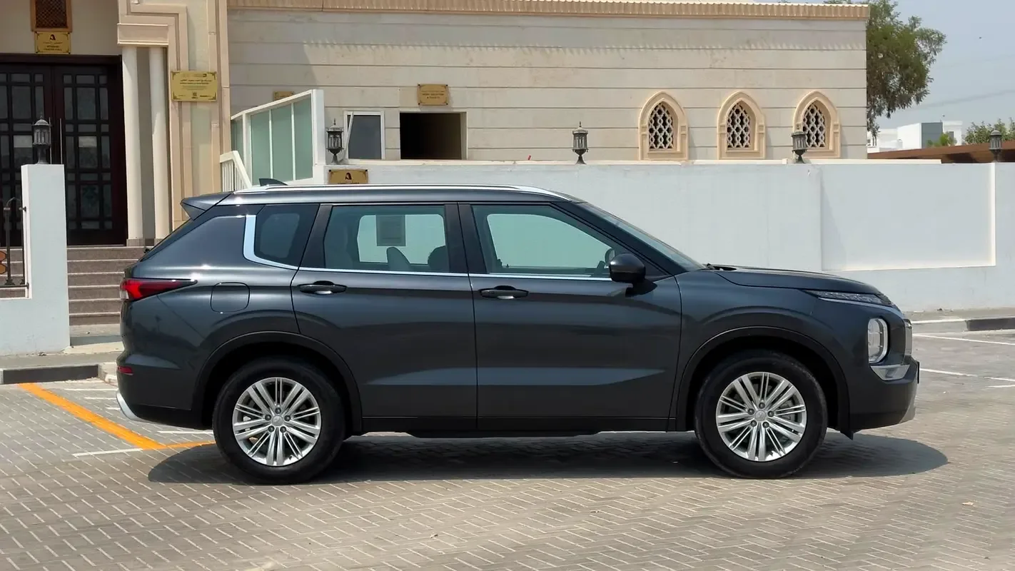 Mitsubishi Outlander 2.4 CVT AWD (167 hp) - 4
