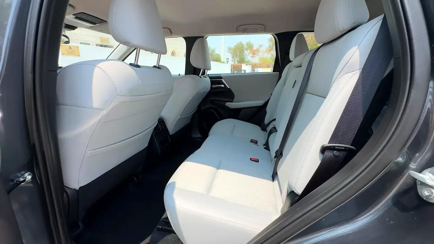 Mitsubishi Outlander 2.4 CVT AWD (167 hp) - 10