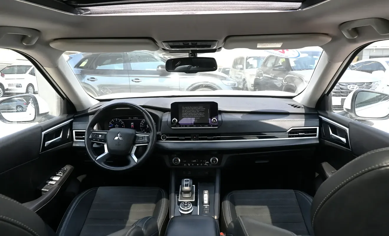 Mitsubishi Outlander 2.5 CVT (184 hp) - 10