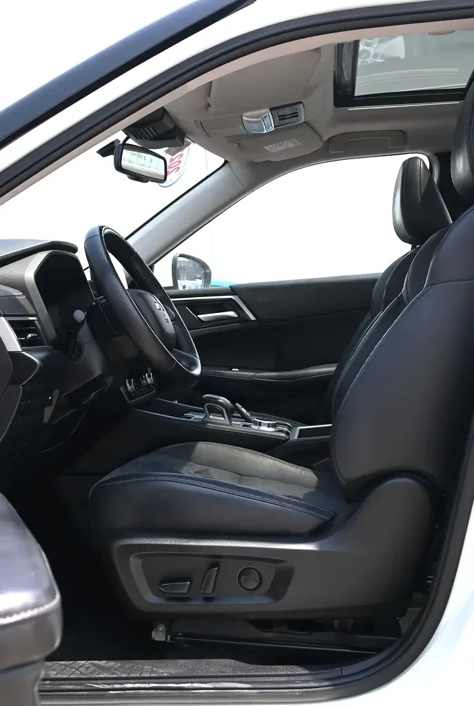 Mitsubishi Outlander 2.5 CVT (184 hp) - 16