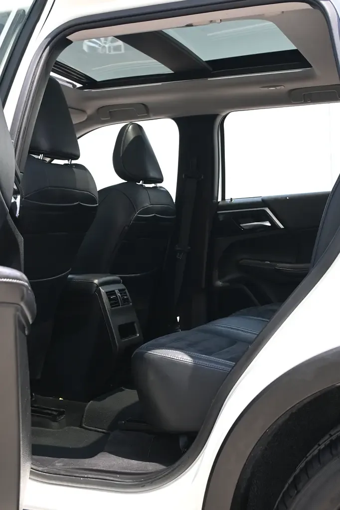 Mitsubishi Outlander 2.5 CVT (184 hp) - 18