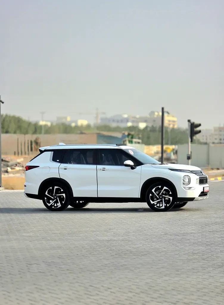 Mitsubishi Outlander 2.5 CVT (184 حصان) - 9