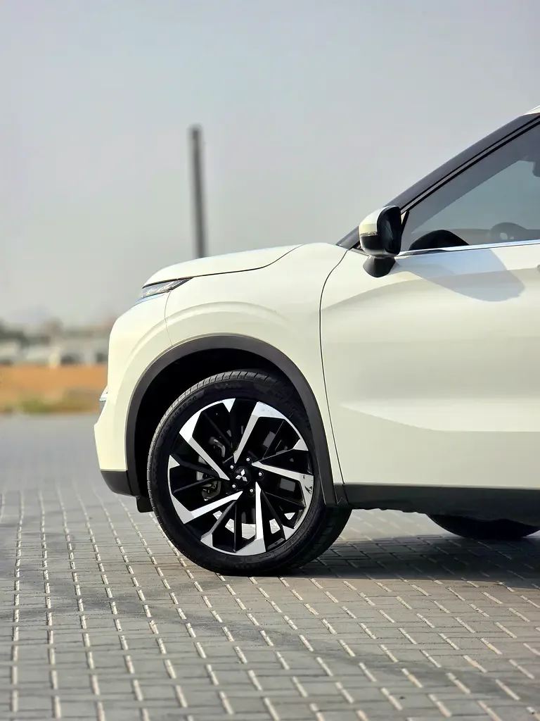 Mitsubishi Outlander 2.5 CVT (184 حصان) - 11