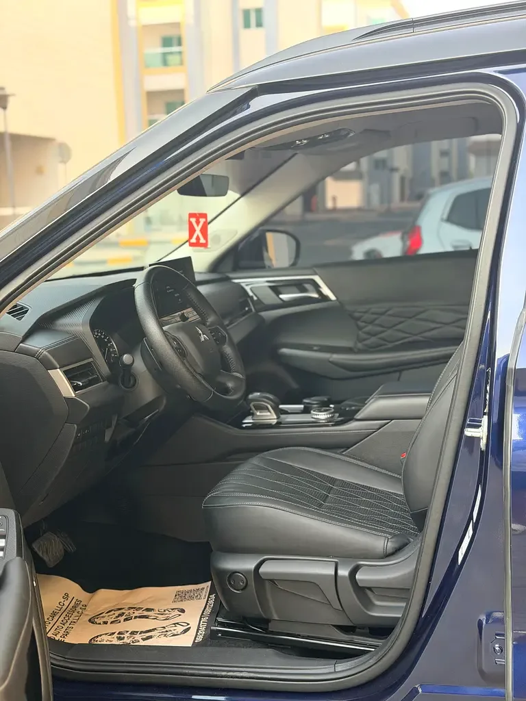Mitsubishi Outlander 2.5 CVT (184 حصان) - 4