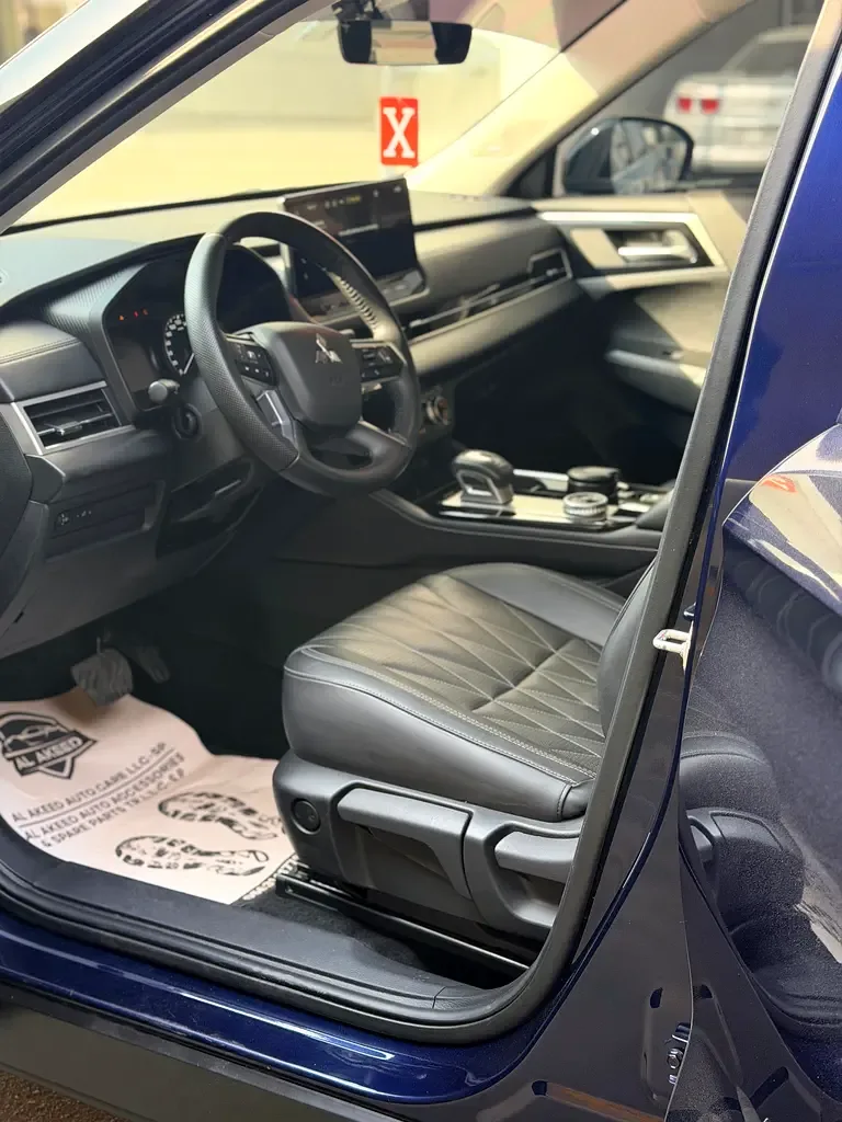 Mitsubishi Outlander 2.5 CVT (184 حصان) - 14
