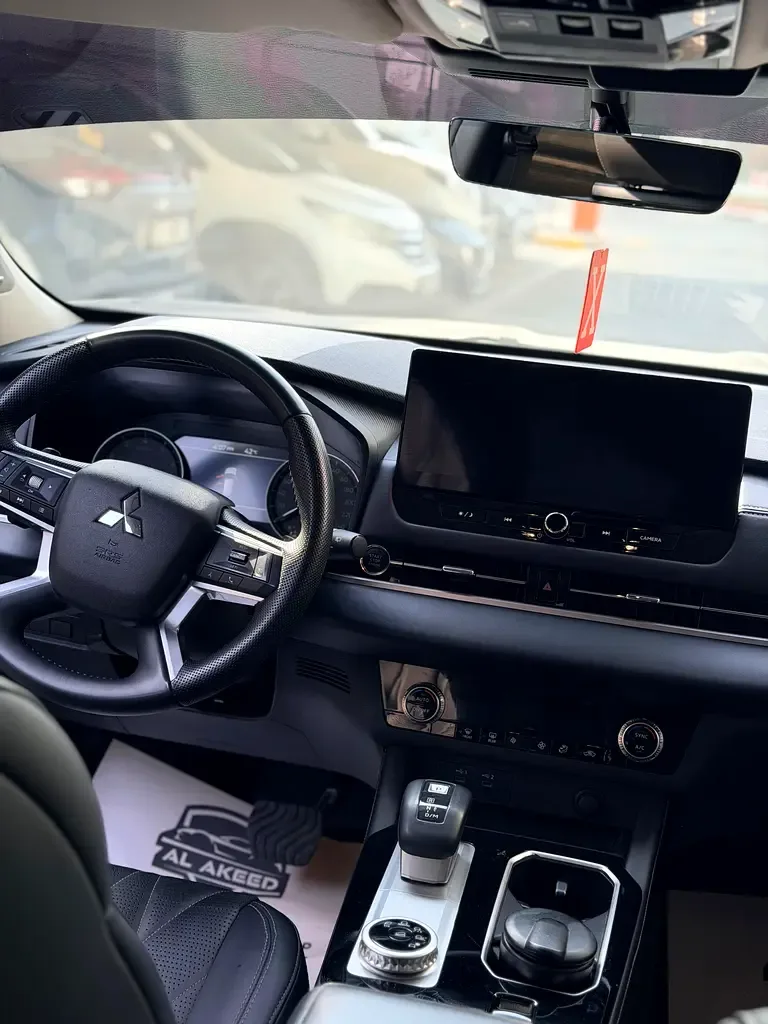 Mitsubishi Outlander 2.5 CVT (184 حصان) - 13