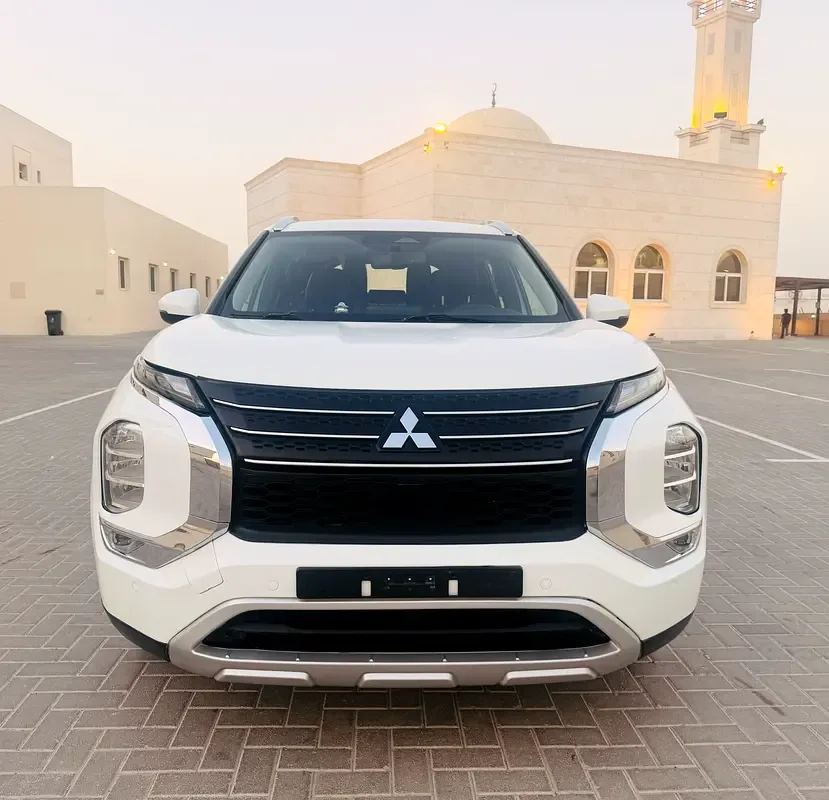 Mitsubishi Outlander 2.5 CVT (184 hp)