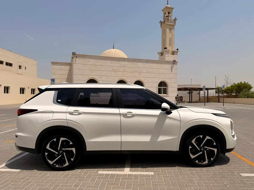 Mitsubishi Outlander 2.5 CVT (184 حصان) - 8
