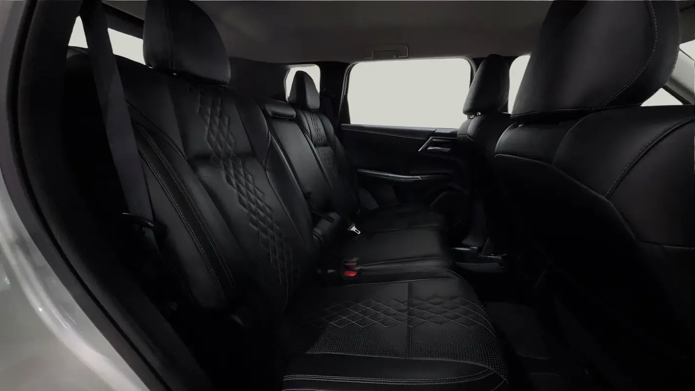 Mitsubishi Outlander 2.5 CVT (184 hp) - 10