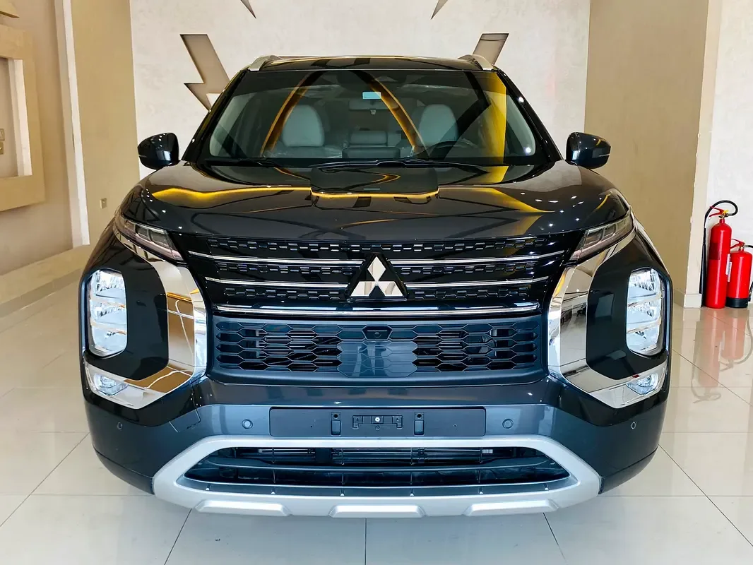 Mitsubishi Outlander 2.5 CVT AWD (184 حصان) - 20