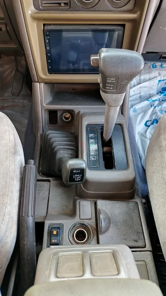 Mitsubishi Pajero 3.0 AT (177 hp) - 14