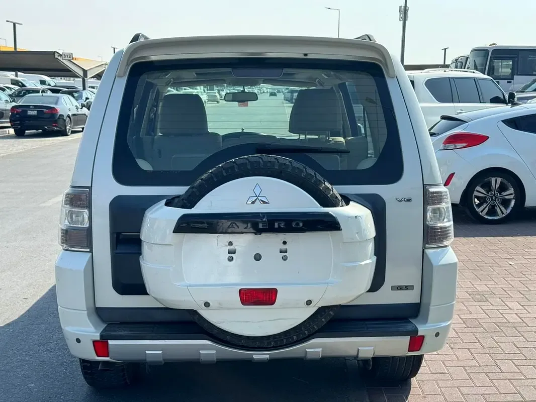 Mitsubishi Pajero 3.0 AT (220 حصان) - 10
